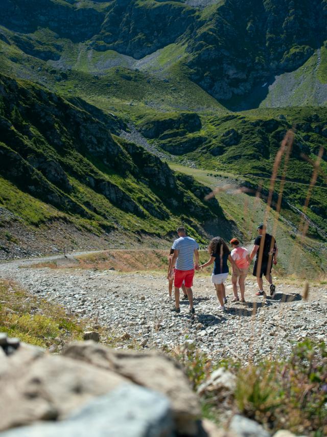 balade à pied aux 7 Laux en été