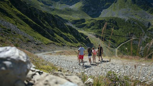 randonnée à pied aux 7 Laux en été