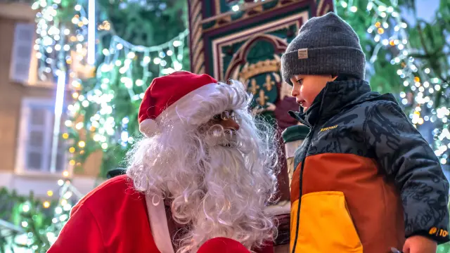 Père Noël aux 7 Laux - Magie pour les enfants